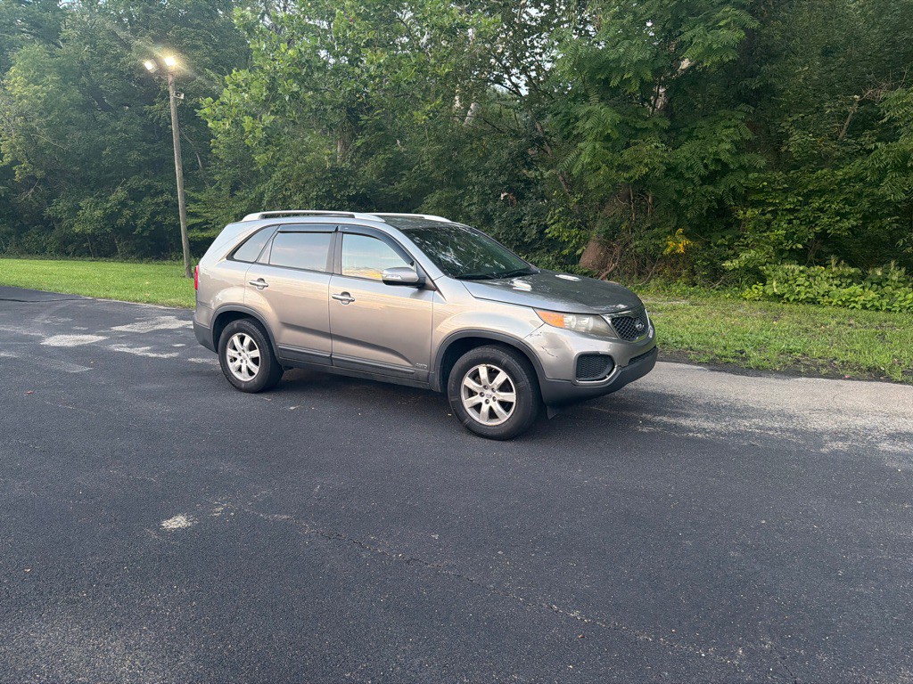2013 Kia Sorento Image 1