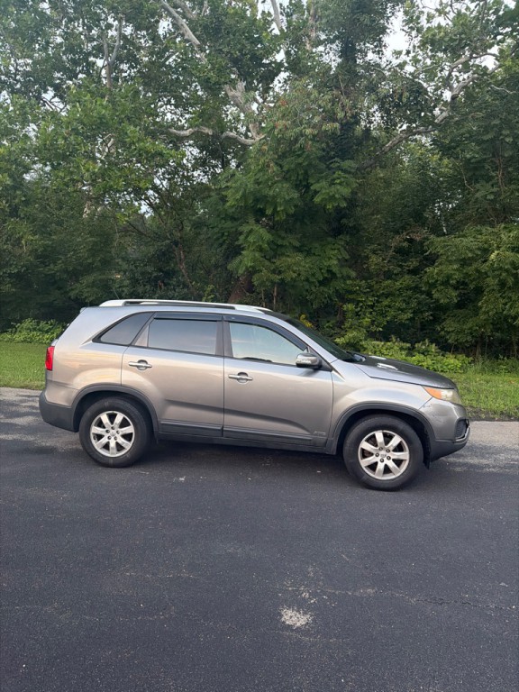 2013 Kia Sorento Image 2