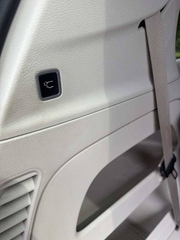 2018 Chrysler Pacifica Image 5
