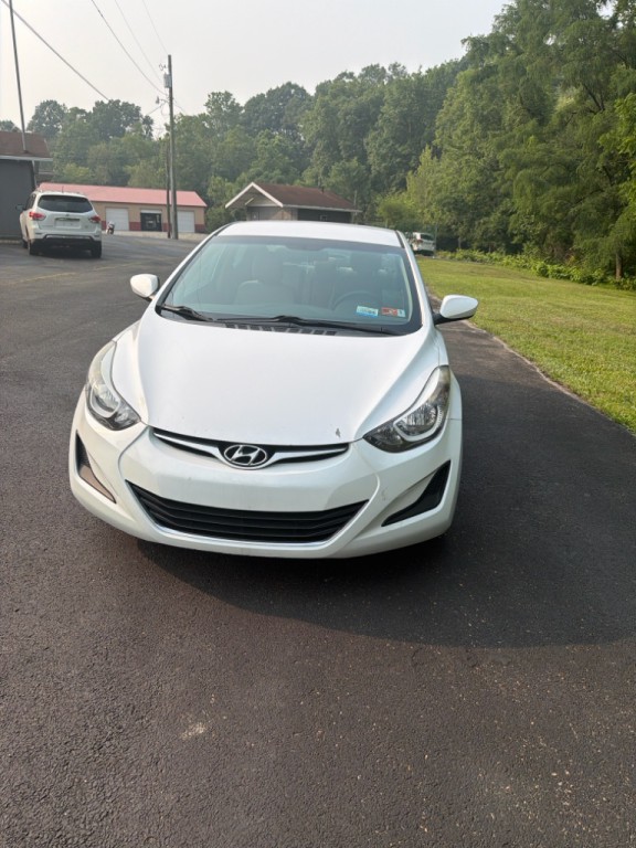 2015 Hyundai Elantra Image 7
