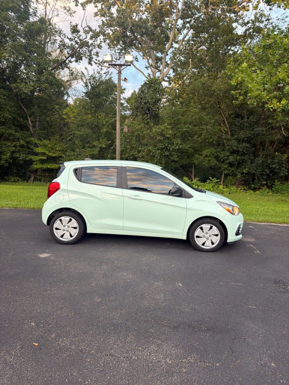 2017 Chevrolet Spark Image 2