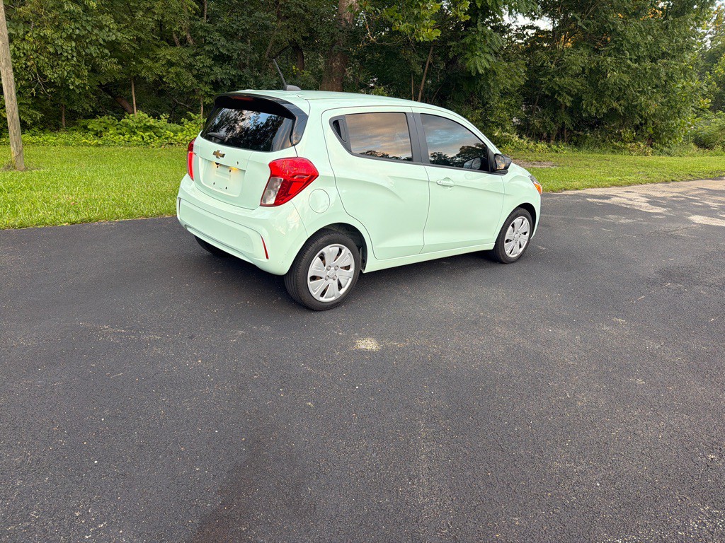2017 Chevrolet Spark Image 3