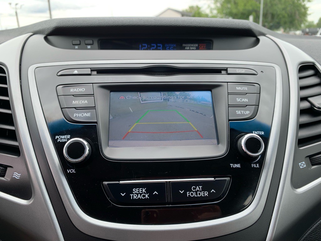 2015 Hyundai Elantra Image 19