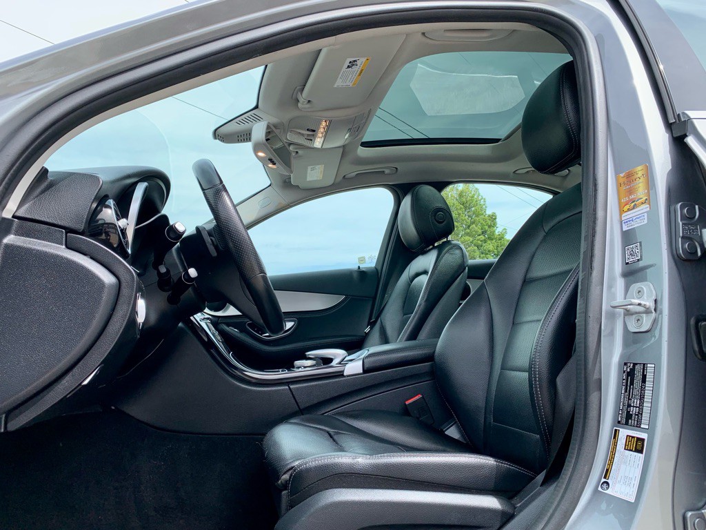 2016 Mercedes-Benz C-Class Image 8