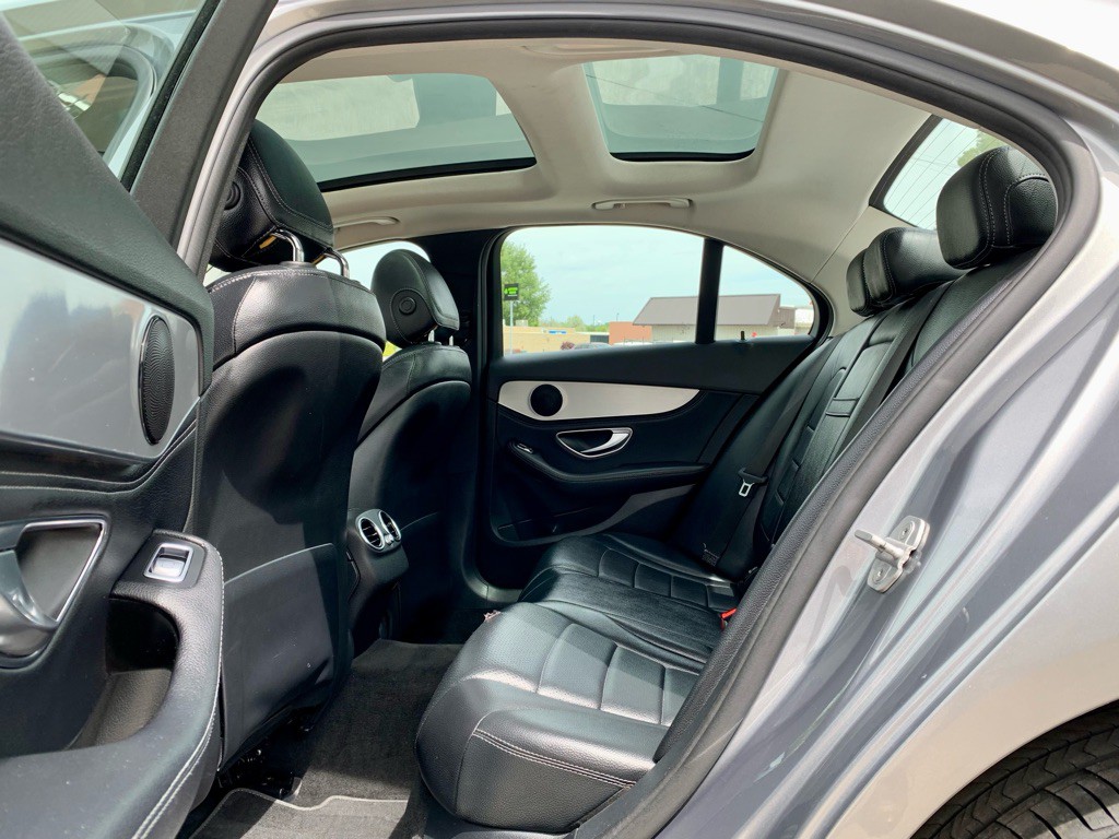 2016 Mercedes-Benz C-Class Image 12
