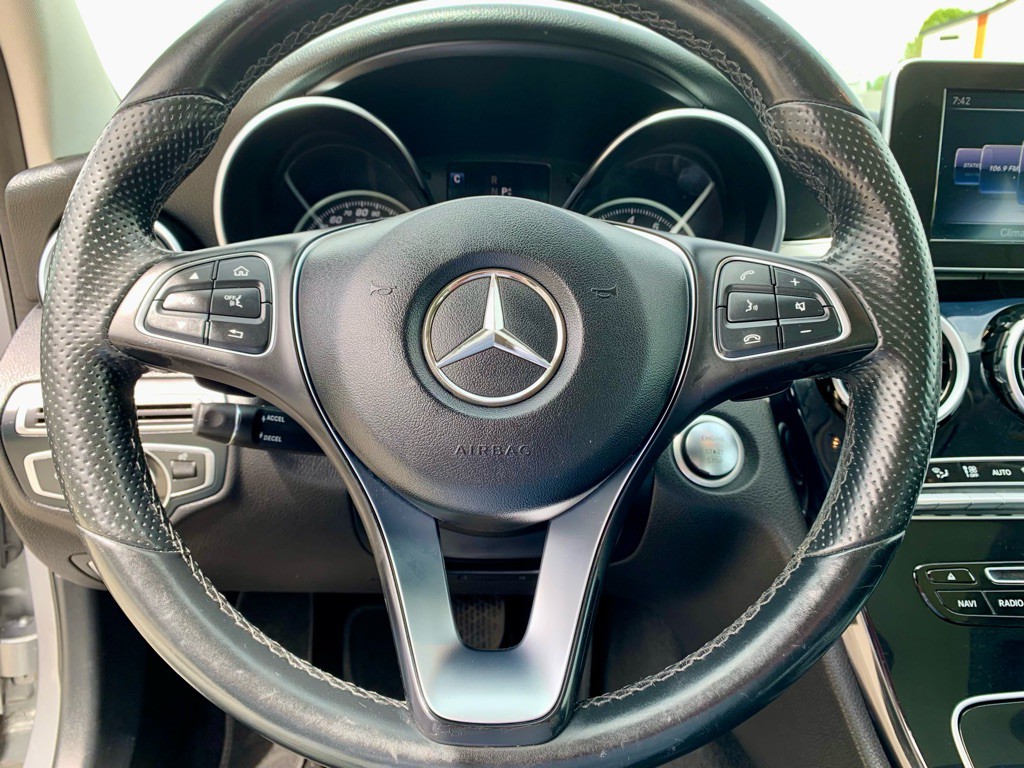 2016 Mercedes-Benz C-Class Image 16
