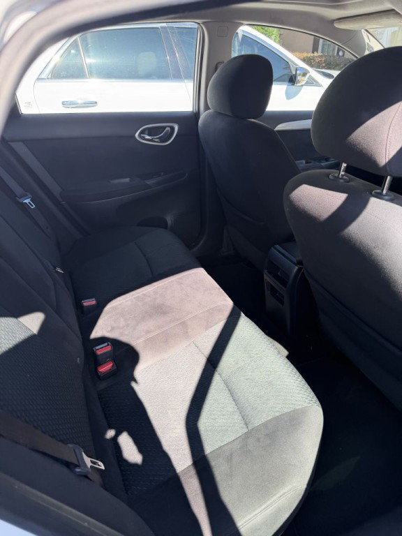 2014 Nissan Sentra Image 7