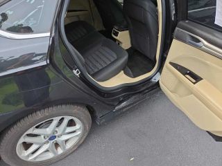 2015 Ford Fusion Image 14
