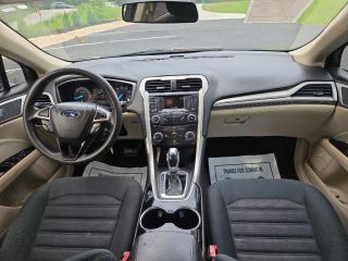 2015 Ford Fusion Image 16