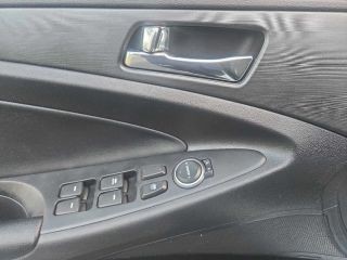 2011 Hyundai Sonata Image 26