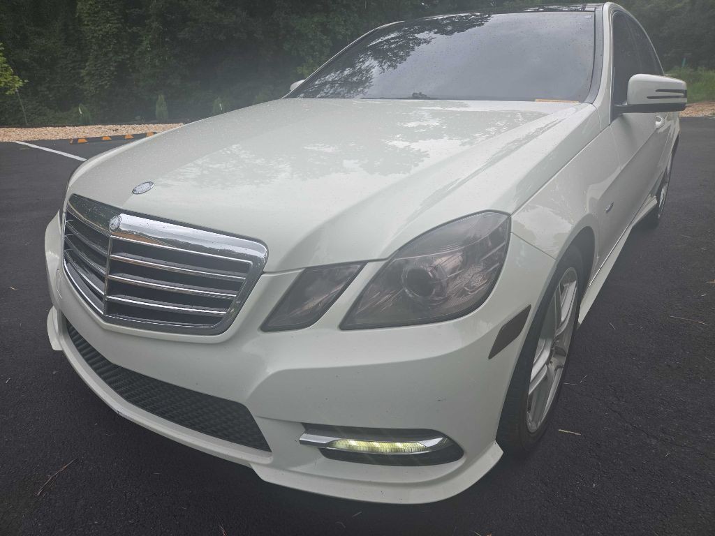 2012 Mercedes-Benz E-Class Image 5