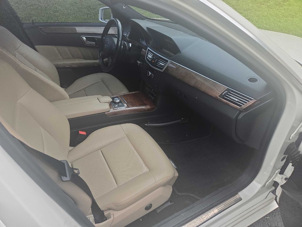 2012 Mercedes-Benz E-Class Image 15