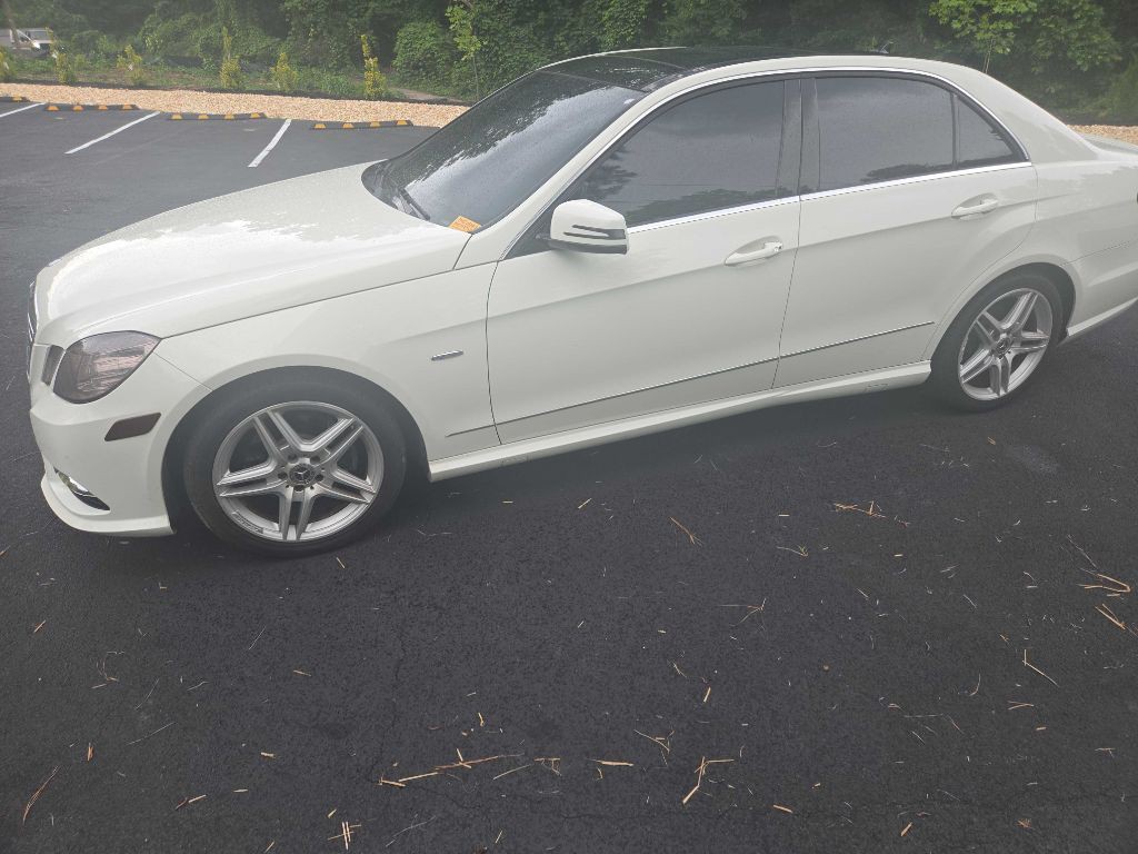 2012 Mercedes-Benz E-Class Image 22
