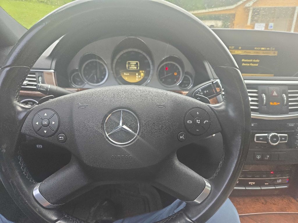 2012 Mercedes-Benz E-Class Image 29