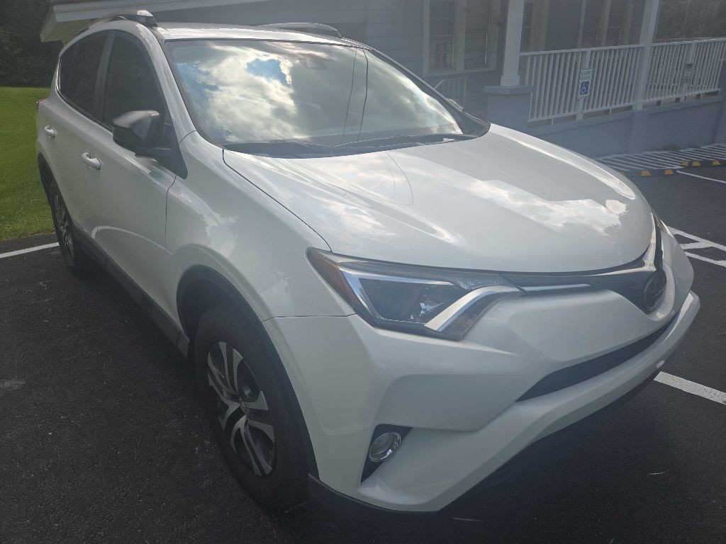 2018 Toyota Rav4 Image 4