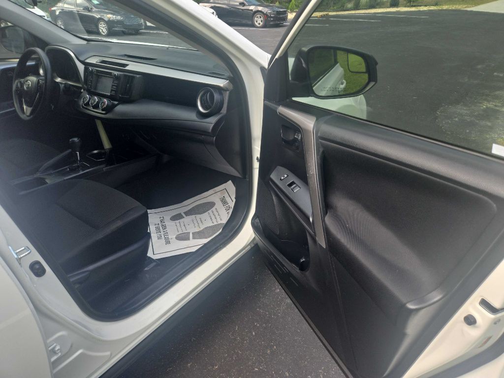 2018 Toyota Rav4 Image 6