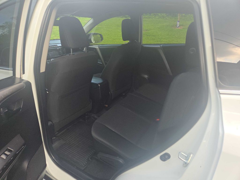 2018 Toyota Rav4 Image 20