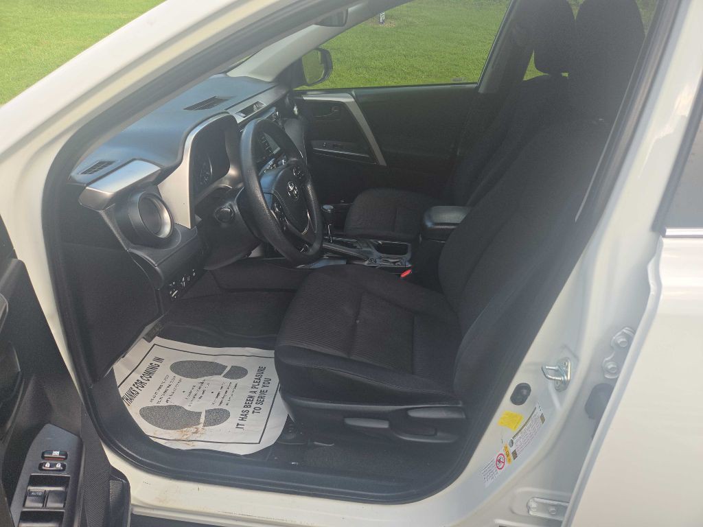 2018 Toyota Rav4 Image 22