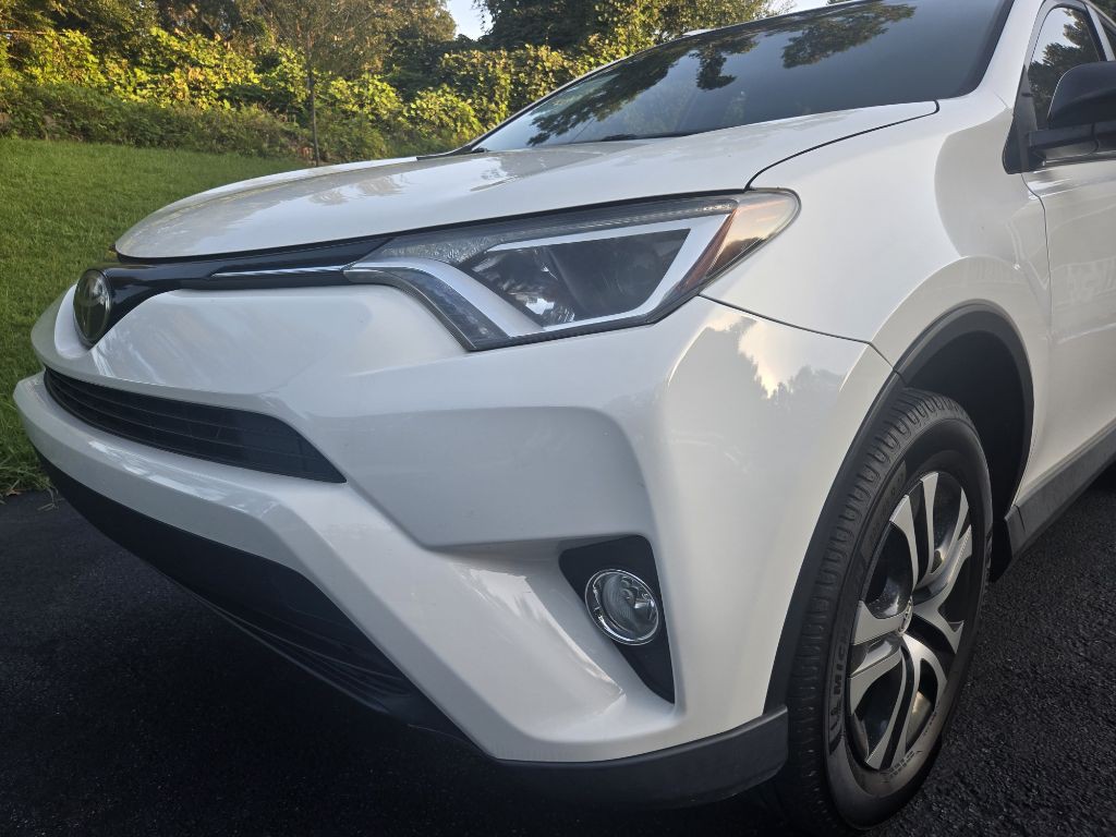 2018 Toyota Rav4 Image 40