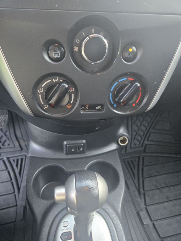 2017 Nissan Versa Image 23