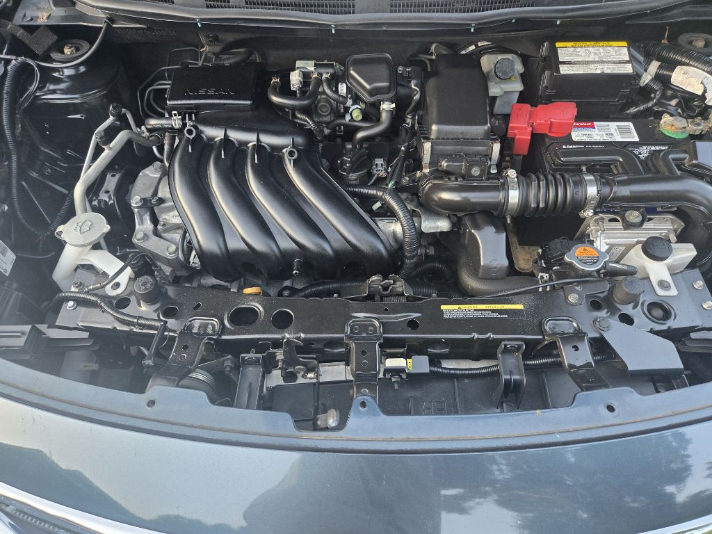 2017 Nissan Versa Image 30