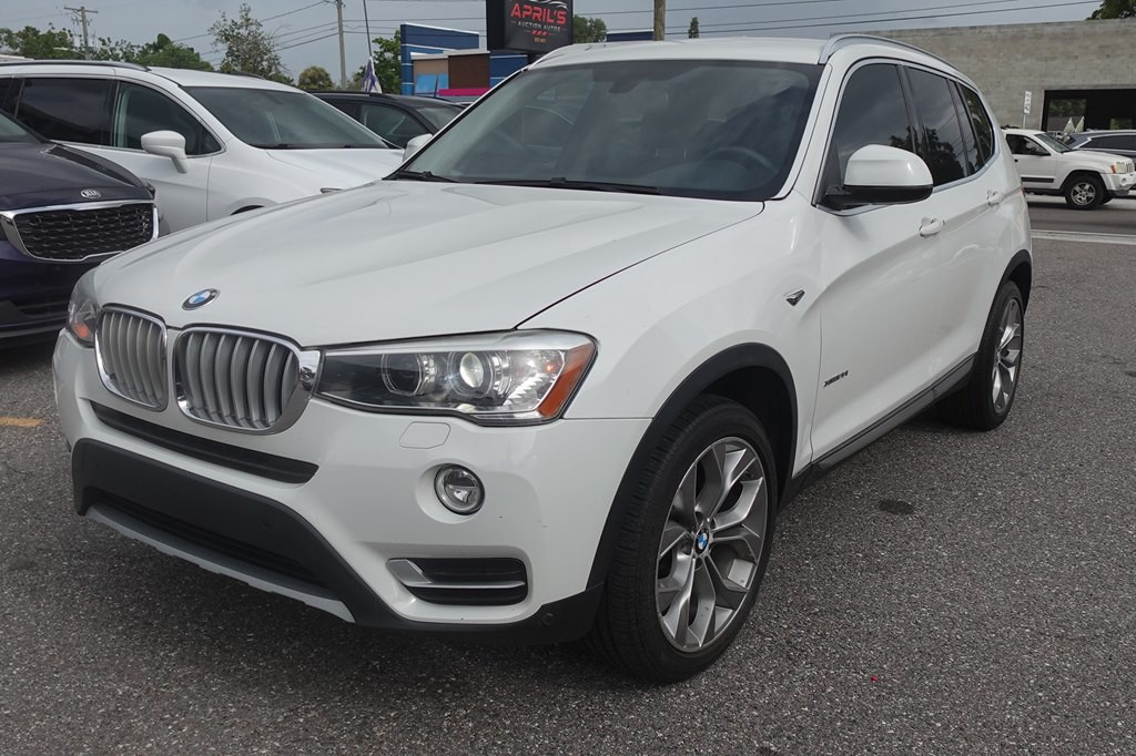 2016 BMW X3 Image 2