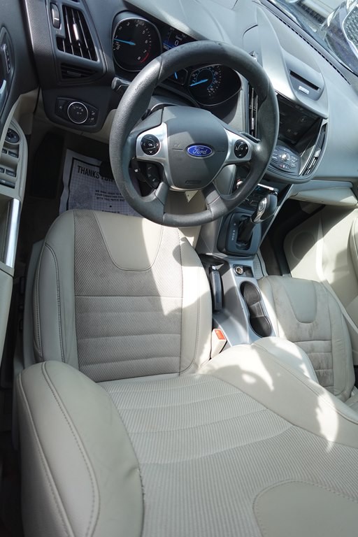 2015 Ford Escape Image 12