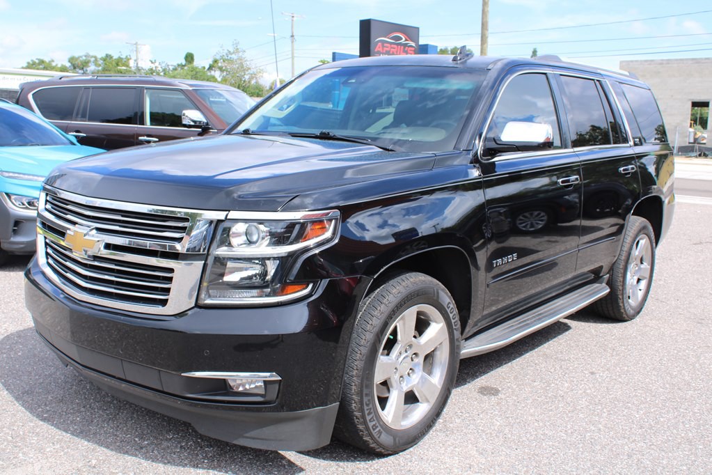 2016 Chevrolet Tahoe Image 2