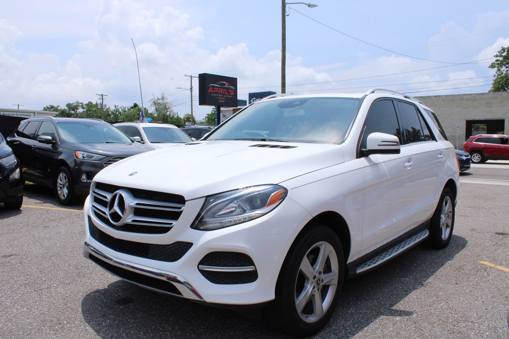 2017 Mercedes-Benz GLE-Class Image 2