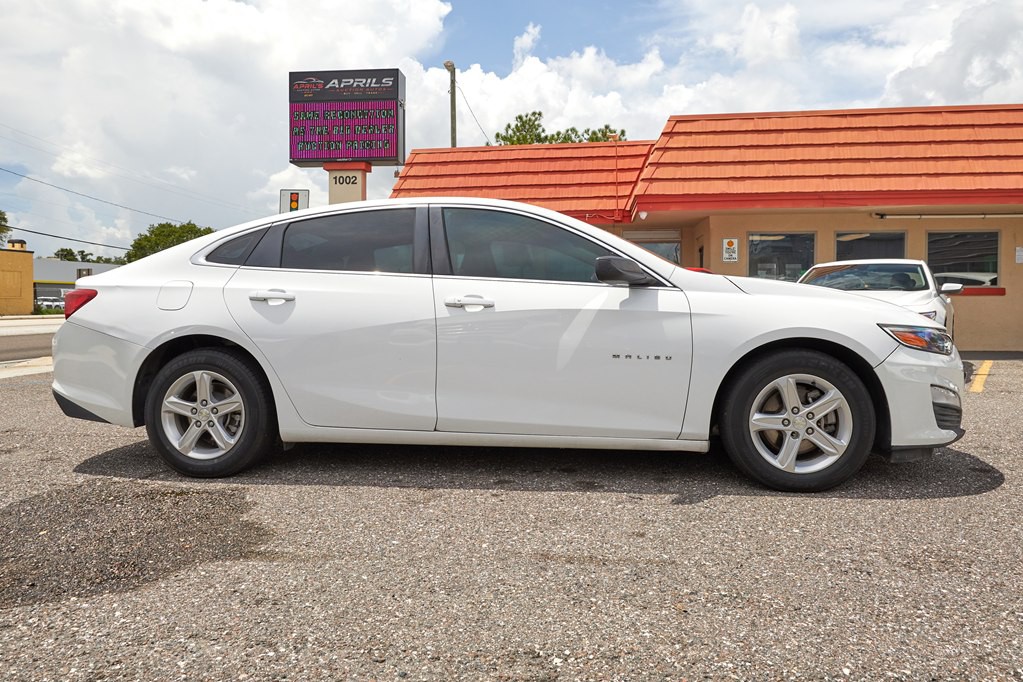 2019 Chevrolet Malibu Image 7