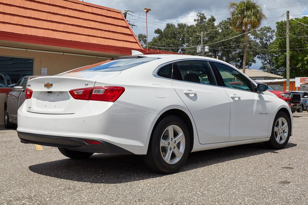 2024 Chevrolet Malibu Image 5