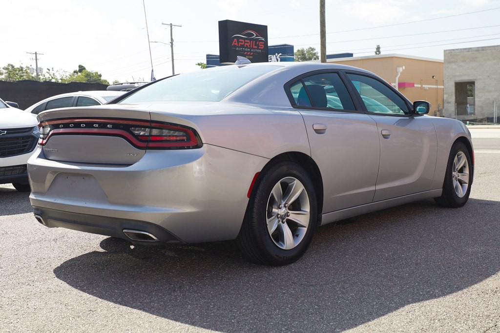 2017 Dodge Charger Image 6