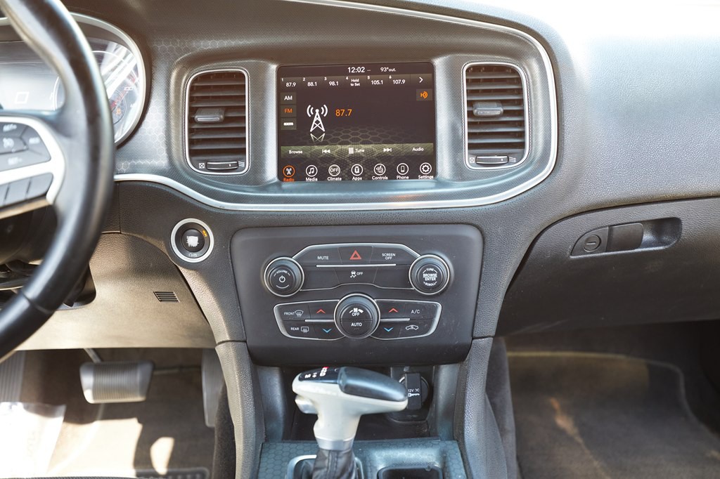 2017 Dodge Charger Image 21