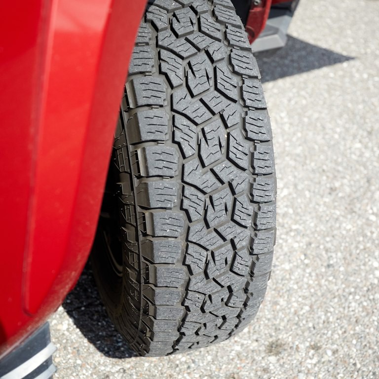 2017 Toyota Tacoma Image 27