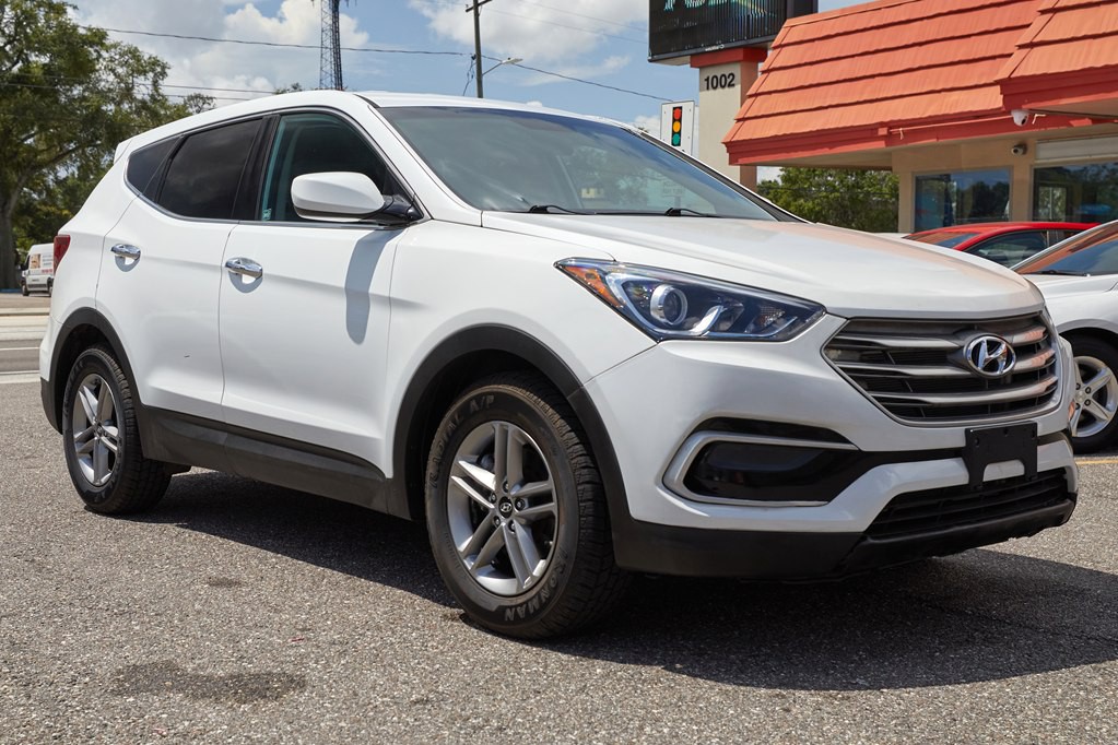 2017 Hyundai Santa Fe Sport Image 3