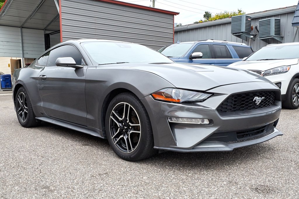 2021 Ford Mustang Image 3