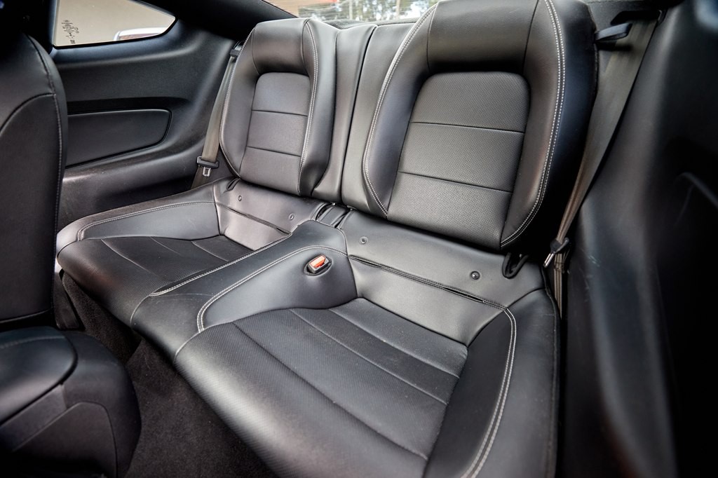 2021 Ford Mustang Image 21