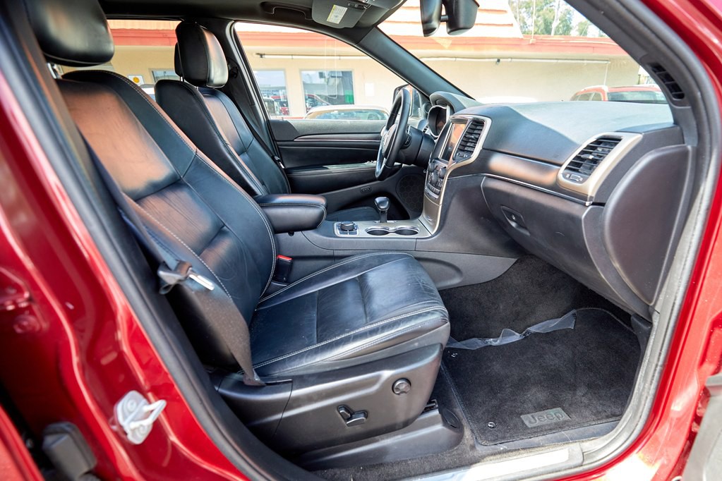 2015 Jeep Grand Cherokee Image 16