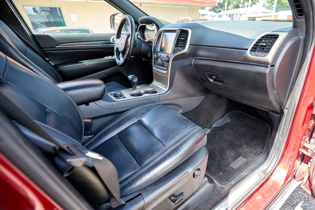 2015 Jeep Grand Cherokee Image 17