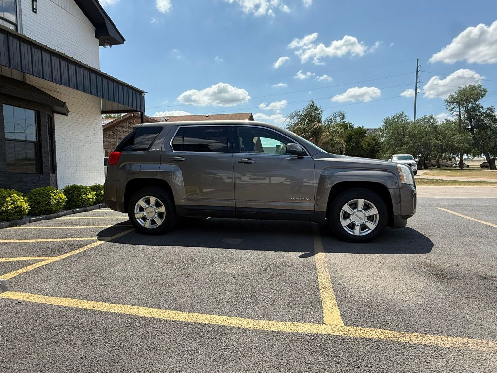 2011 GMC Terrain Image 4