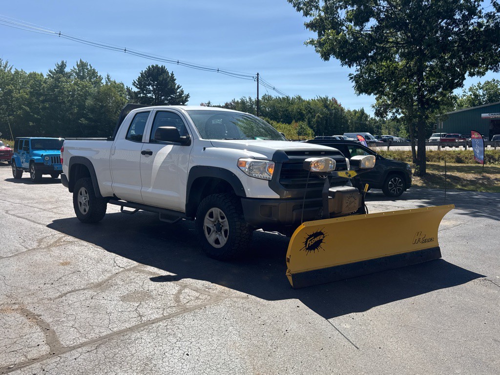 2017 Toyota Tundra Image 3