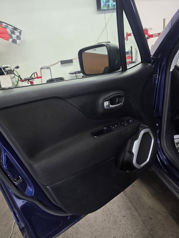 2018 Jeep Renegade Image 13