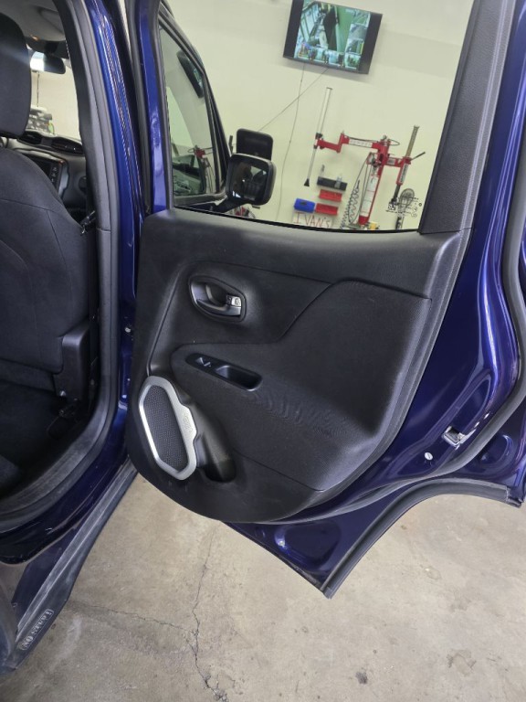 2018 Jeep Renegade Image 15