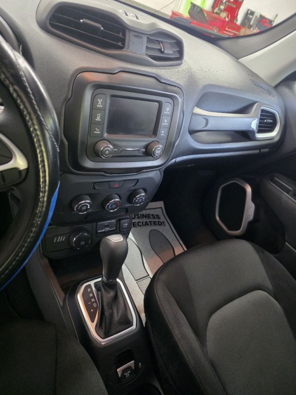 2018 Jeep Renegade Image 20