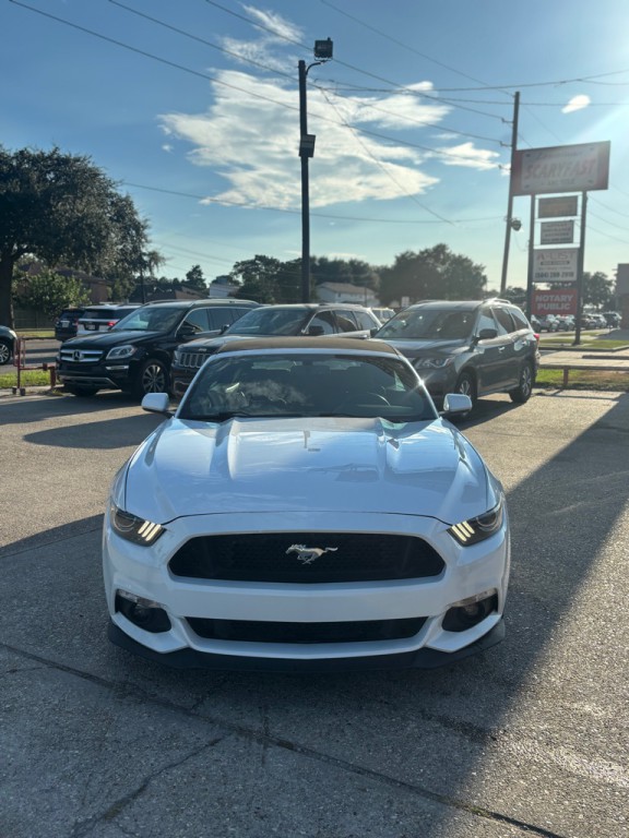 2015 Ford Mustang Image 1