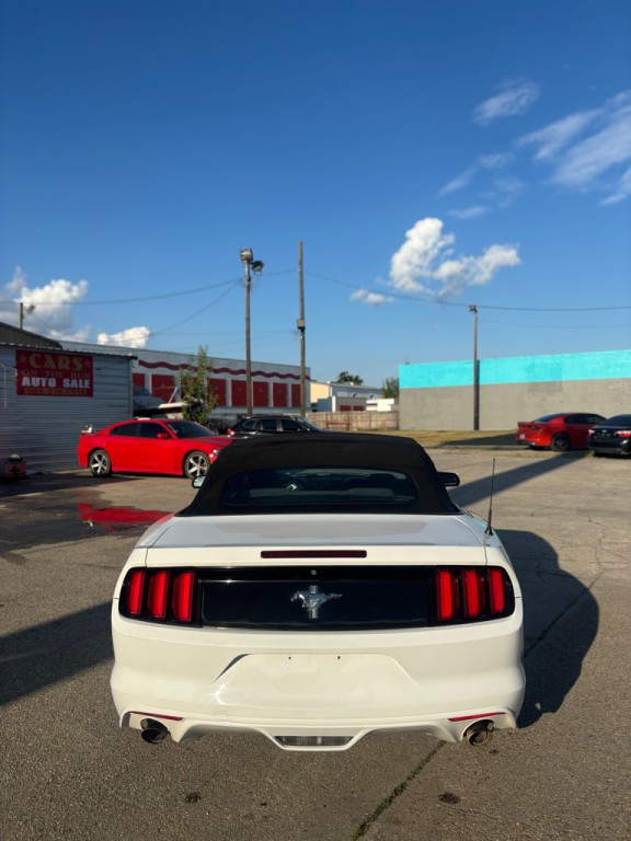2015 Ford Mustang Image 8