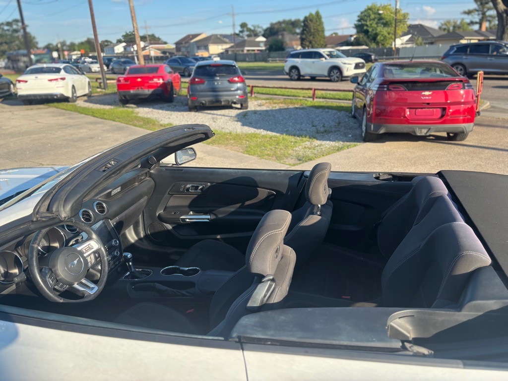 2015 Ford Mustang Image 14