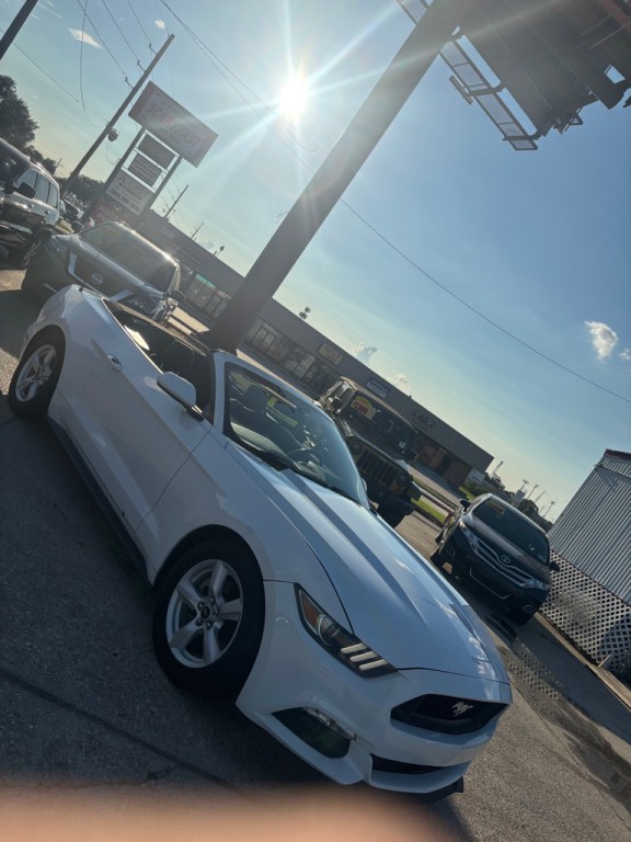 2015 Ford Mustang Image 15