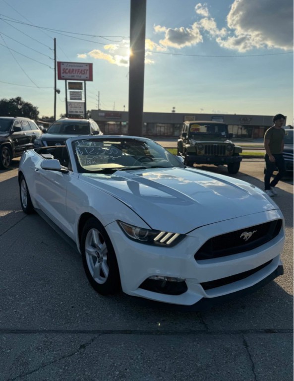 2015 Ford Mustang Image 18