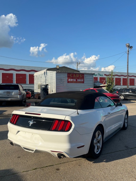 2015 Ford Mustang Image 26